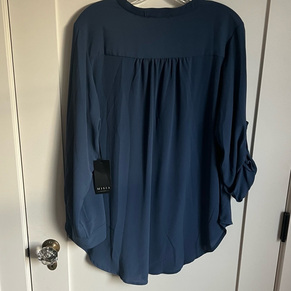 🕶️MISIA Boutique Blue Tab Sleeve 3/4 Sleeve Popover Top Blouse NWT L - Picture 3 of 8